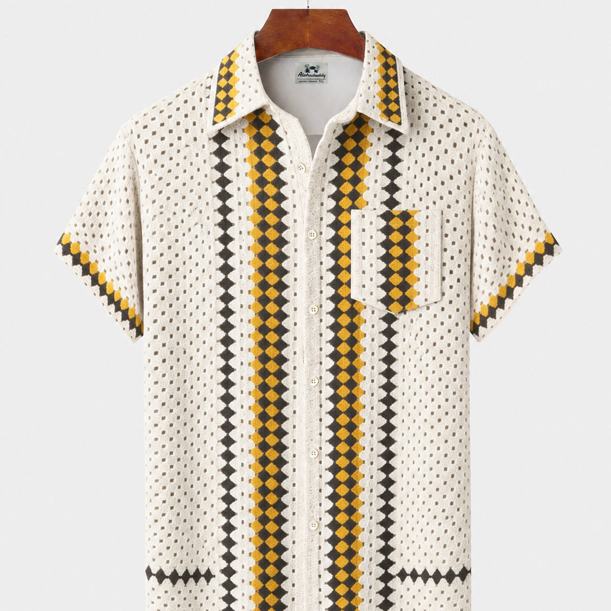 Alohadaddy® Men's Short-Sleeve Button-Down Shirt with Pocket Geometric Print