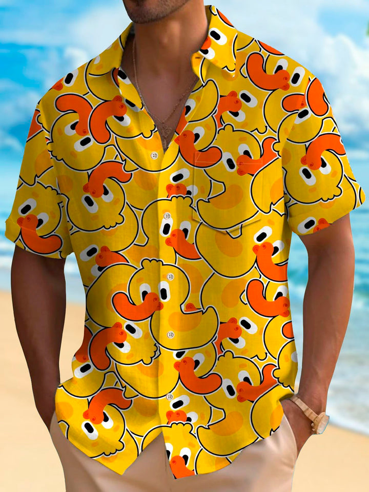Camisa de manga corta con bolsillo abotonado y estampado hawaiano de patos para hombre de Alohadaddy