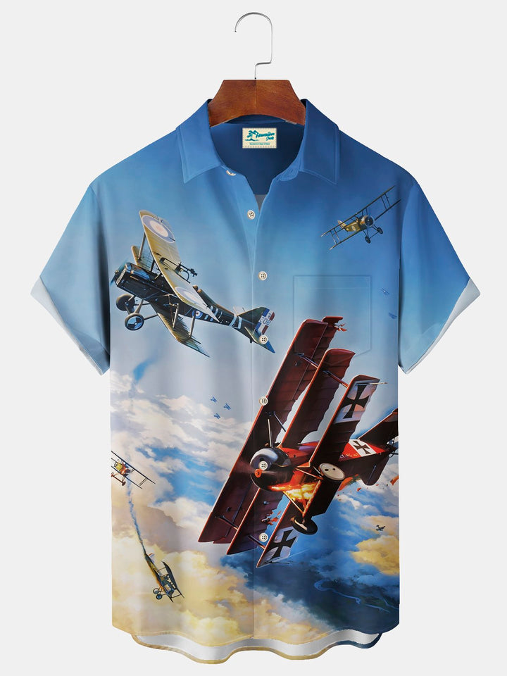 Camisa elástica con bolsillo en el pecho y estampado de póster de avión vintage de Alohadaddy, talla grande