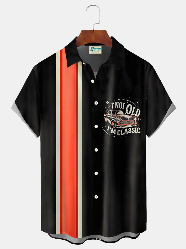 Camisa de manga corta con bolsillo abotonado y estampado 3D de letras a rayas estilo bolos retro de Alohadaddy para hombre, talla grande y alta