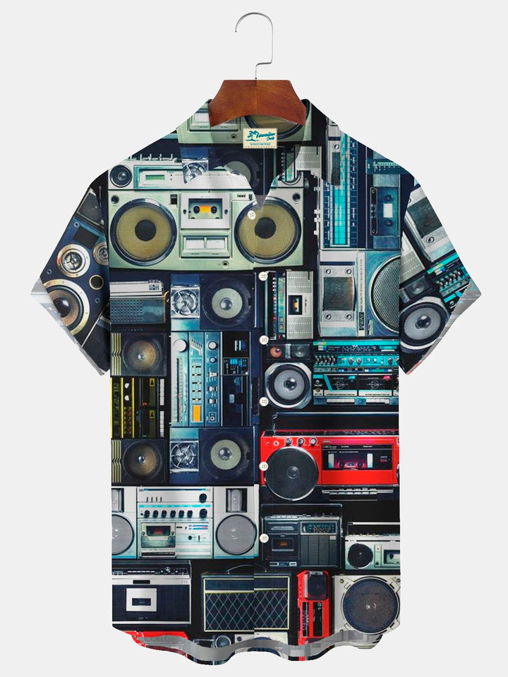 Camisa de manga corta con bolsillo y botones con estampado de altavoz de música retro para hombre de Alohadaddy