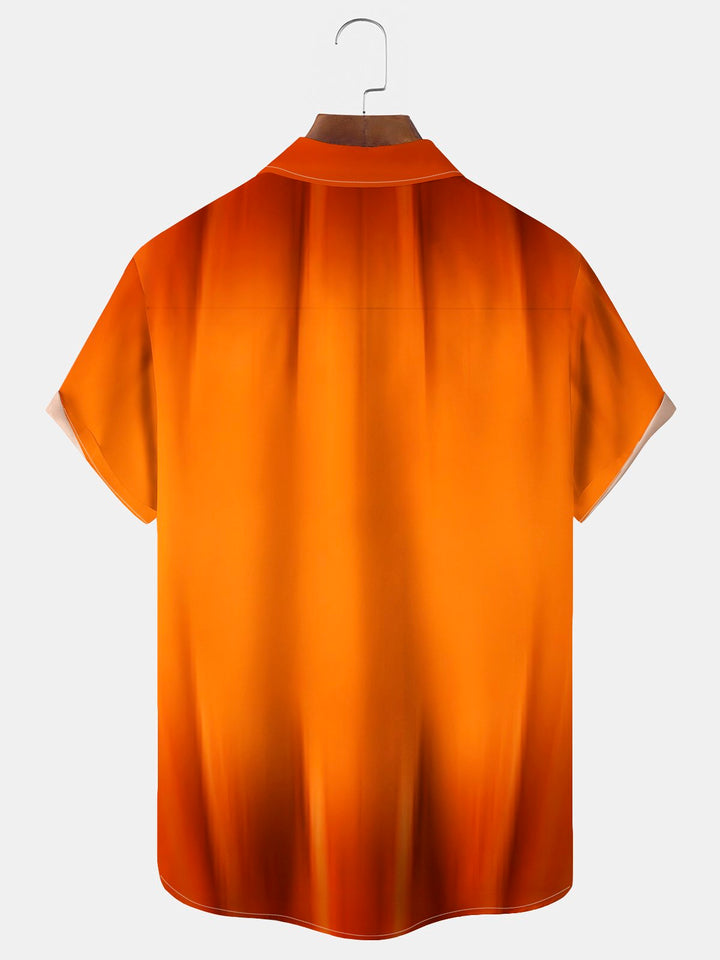 Camisa elástica con bolsillo en el pecho y estampado de calabaza de Halloween para hombre de Alohadaddy, talla grande