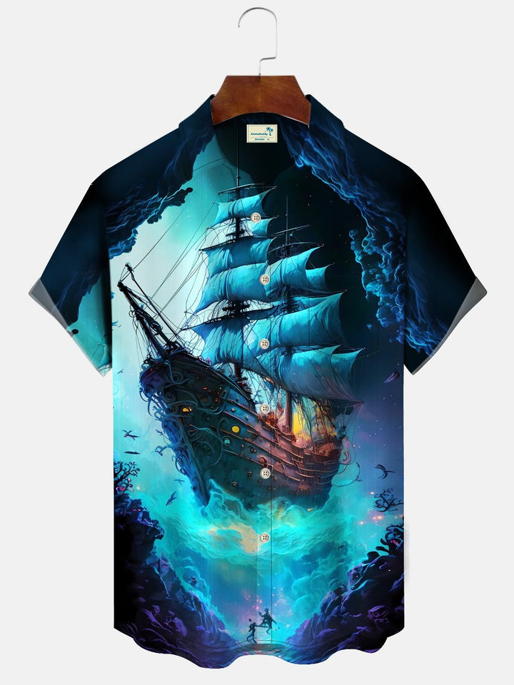Camisa informal de manga corta con botones y bolsillo para vacaciones para hombre con diseño de barco en contraste oceánico de Alohadaddy