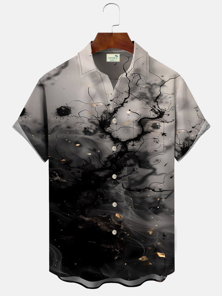 Camisa informal de manga corta con botones y bolsillo para hombre con diseño de plantas y salpicaduras de tinta étnica de Alohadaddy