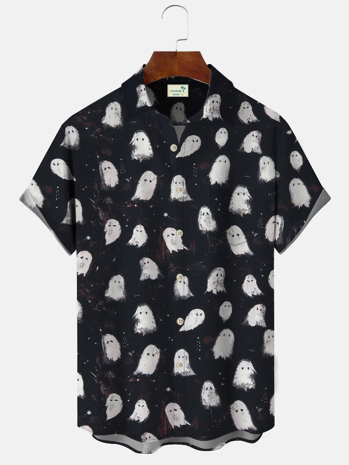 Camisa informal de manga corta con botones y bolsillo con diseño de fantasma de Halloween de Alohadaddy