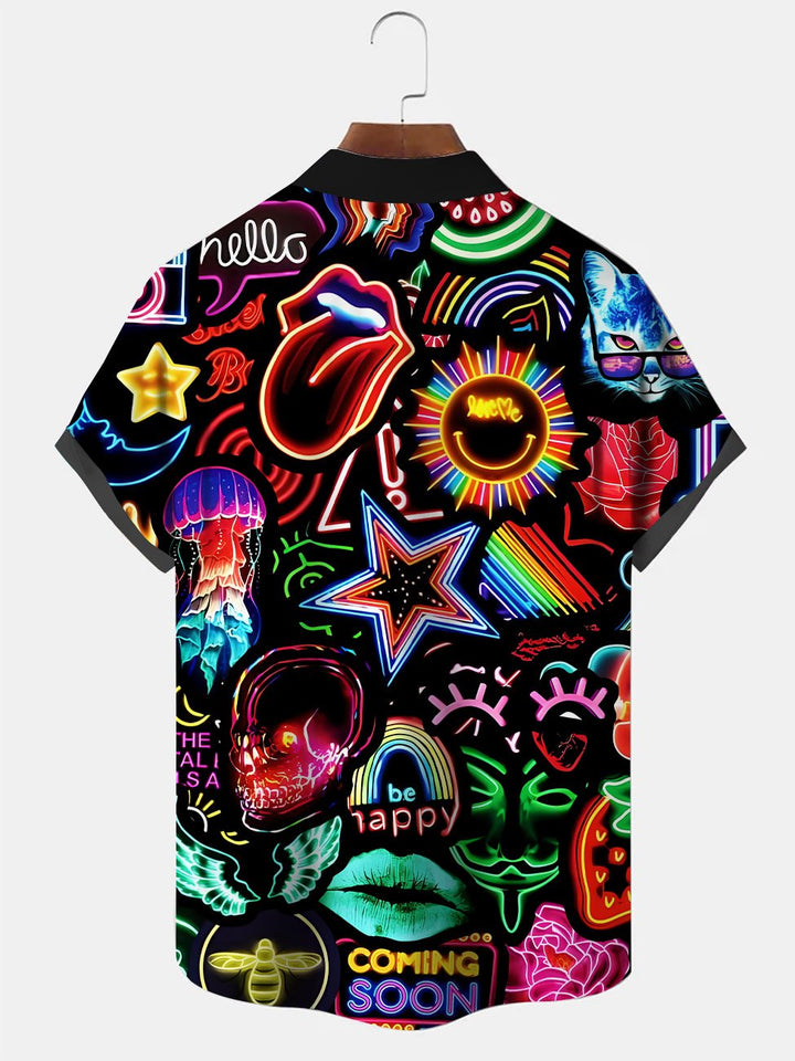 Camisa informal de manga corta con bolsillos y botones con estampado geométrico fluorescente de Alohadaddy