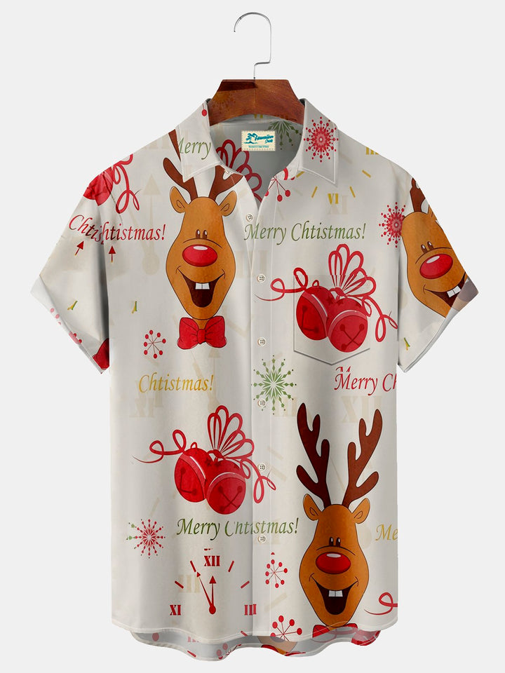 Camisa con bolsillos abotonados para hombre con estampado navideño de ciervo sika de Alohadaddy