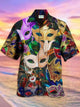 Camisas hawaianas moradas para hombre con estampado de máscaras artísticas y bolsillos elásticos para acampar de Alohadaddy Mardi Gras Holiday