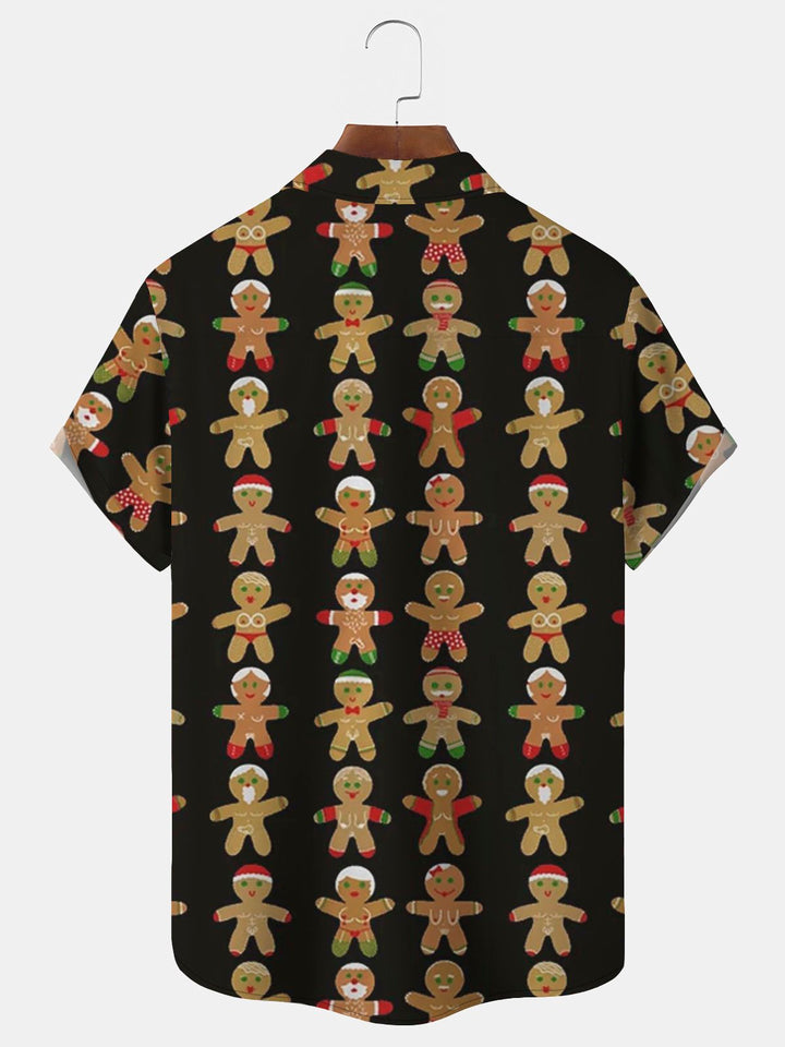 Camisa de manga corta con bolsillo y botones y estampado navideño divertido de galletas para hombre de Alohadaddy