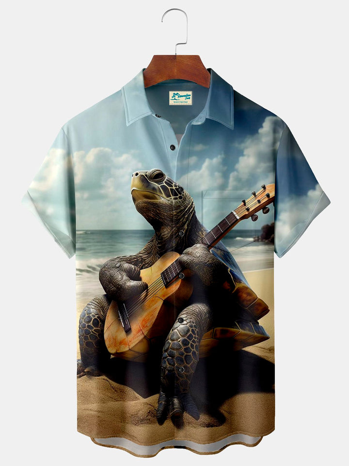 Camisa hawaiana extragrande con bolsillos para hombre, con estampado de tortuga y música de Alohadaddy, tocando la guitarra